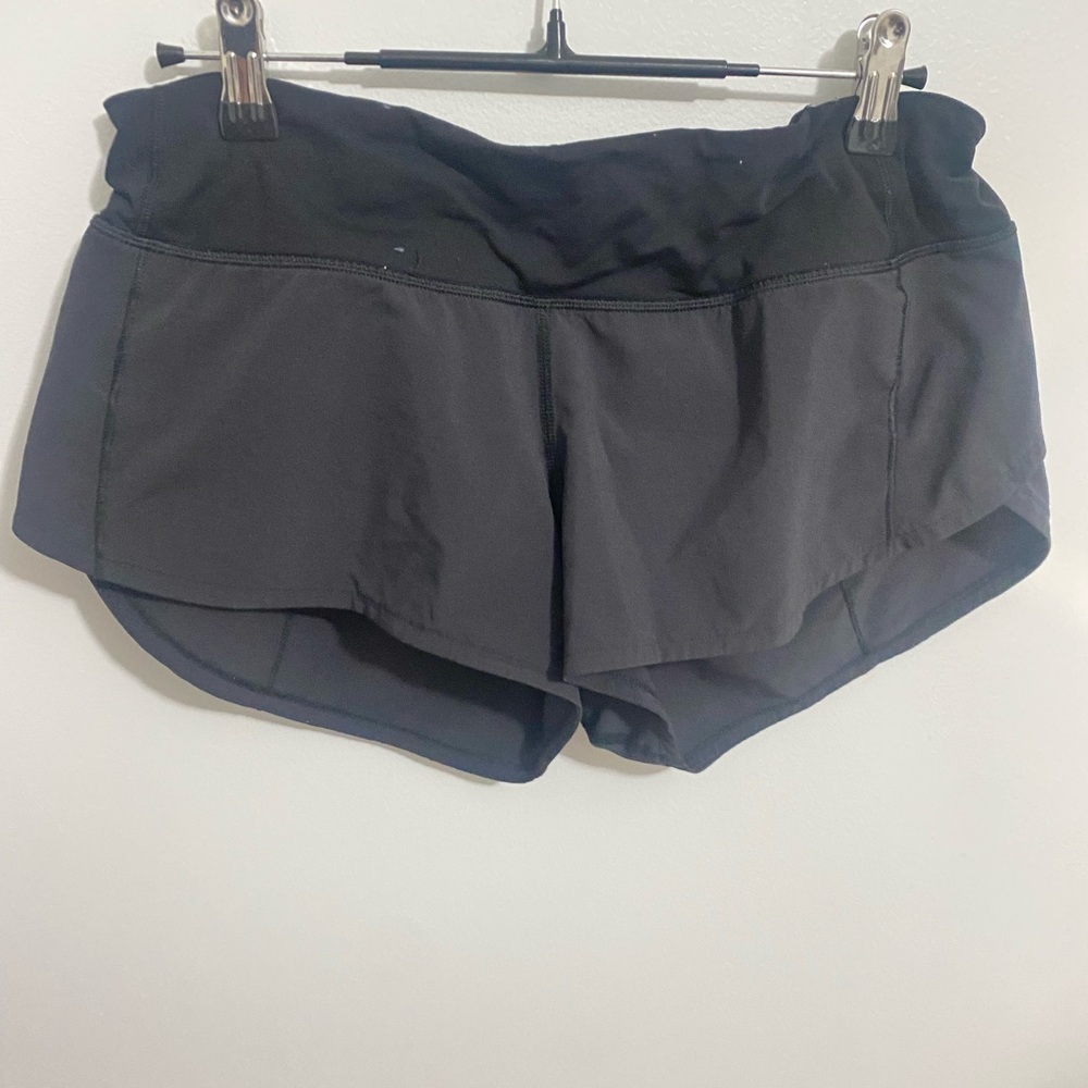 Lululemon 2.5 inch speed up shorts